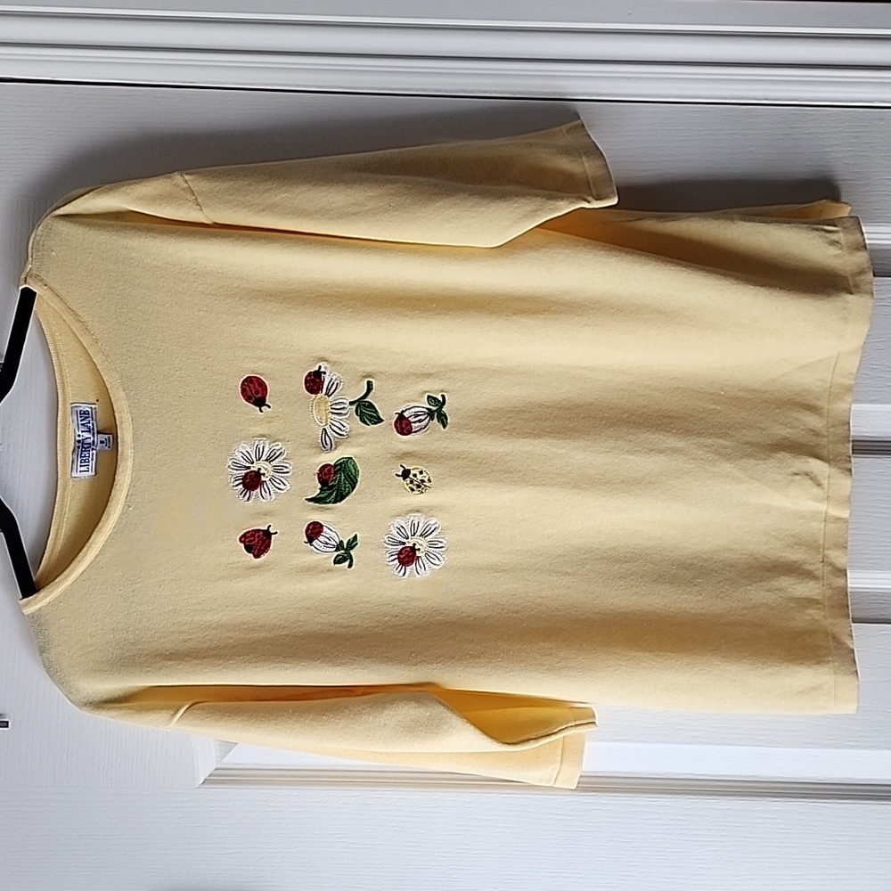 New Liberty Lane Spring Yellow Top, Size Small, NWT